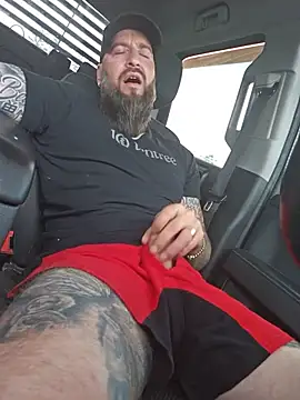 Beardedtattood webcam