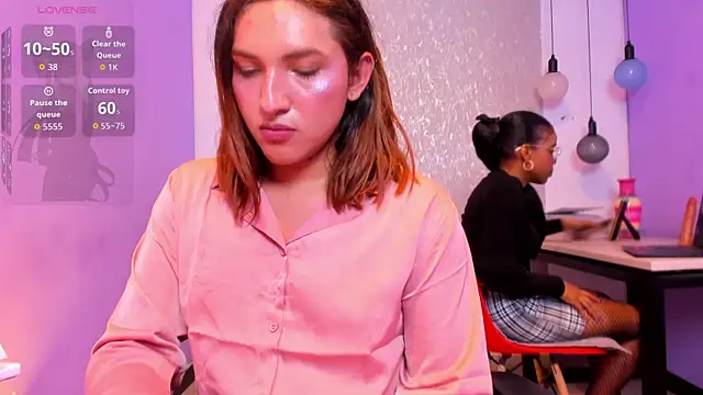 Mielayette - Couple webcam sex chat