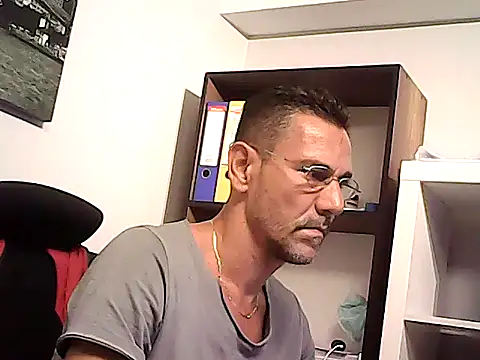 mastercharisma35 webcam
