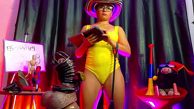 MistressSlut1 webcam