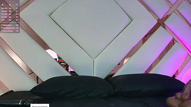 Noa_butterfly_ webcam