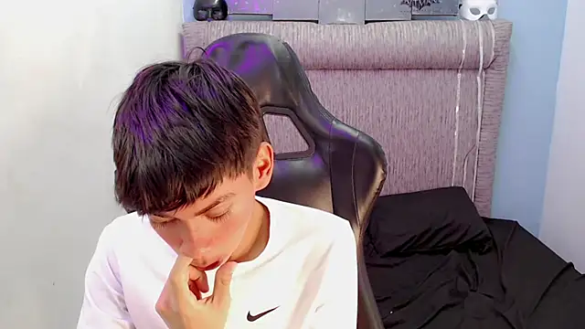 Liarr_ webcam