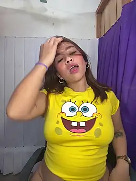 Lovely_apple19 webcam