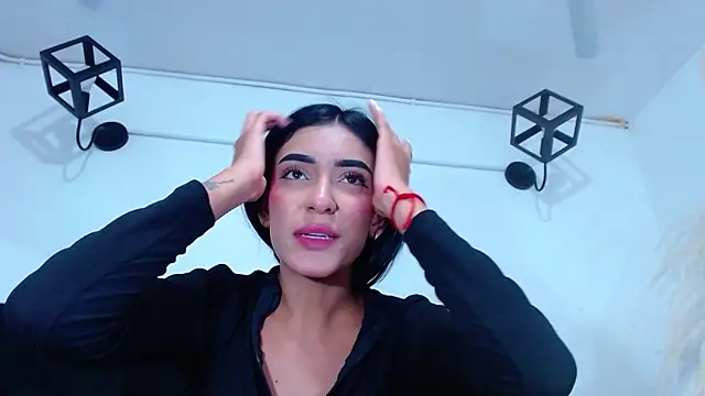 srta_luciana webcam
