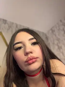 Watch ValeriaCarter live on EroticFlix - High definition streams