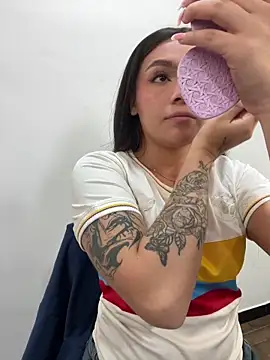 Alyha_cortes_ webcam