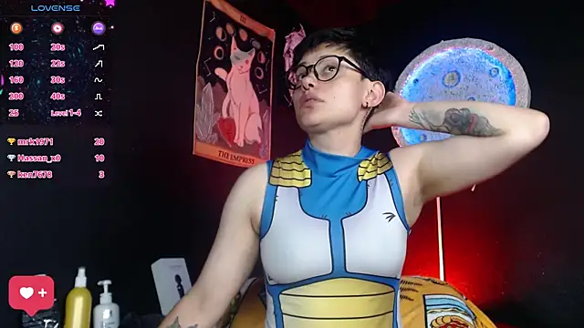 girl_intense444 webcam