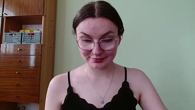 LooveELLYx webcam