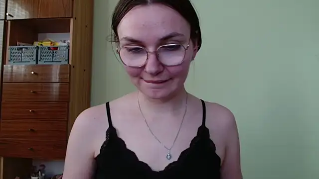 LooveELLYx webcam