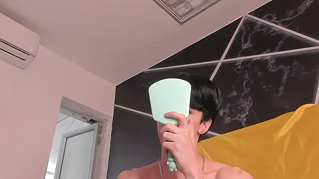 Quma86 - Male webcam sex chat