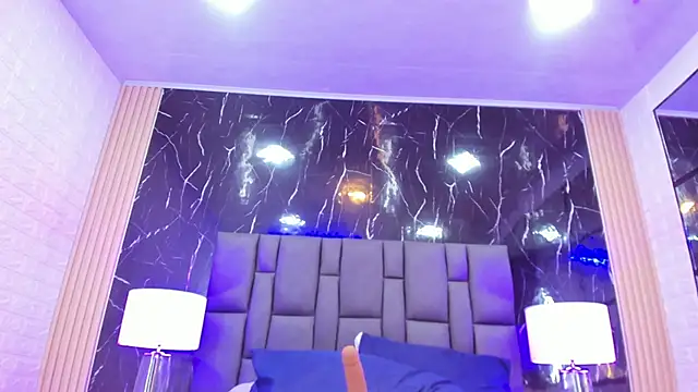 Watch BustyGlow live on EroticFlix - High definition streams