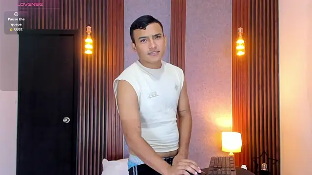 Chris_vega_ webcam