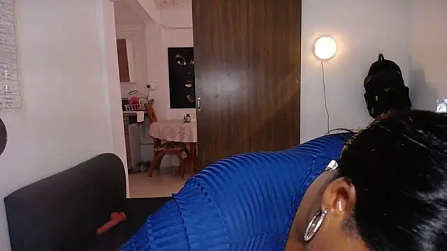 yselahot webcam