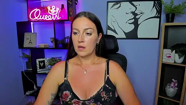 Watch FUN_AMI live on EroticFlix - High definition streams