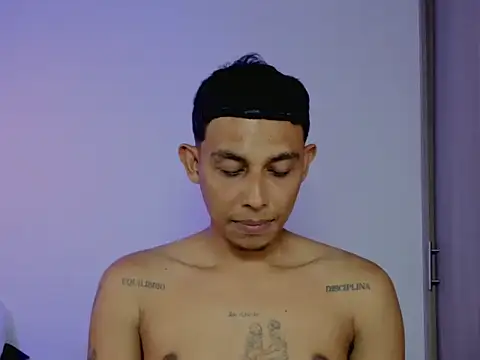 nilo2021 - Nilo2021's free webcam - UK Sex Cams