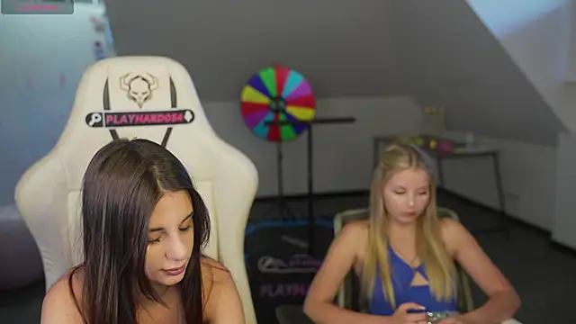 Melissa_kiss054 webcam