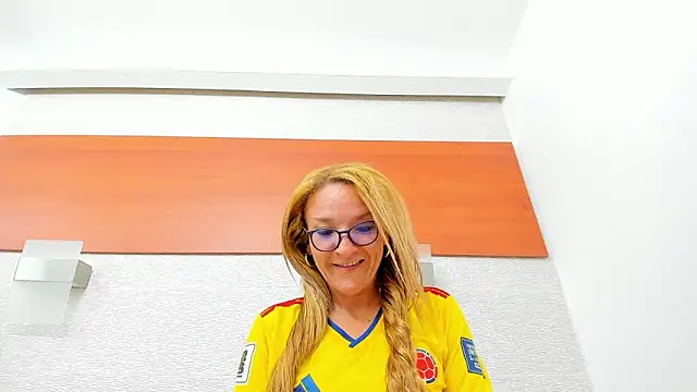 maddy_cartter live cam on StripChat
