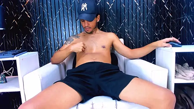 ricky_vill_ live cam on StripChat