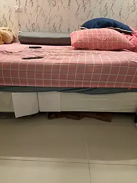Ponthip webcam