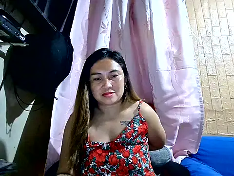 Lonely_Heart webcam