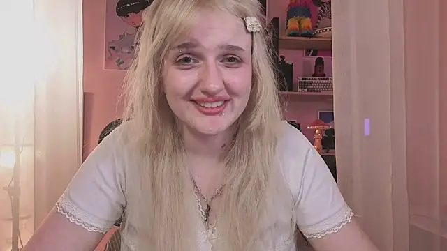 ELLIEJAY webcam