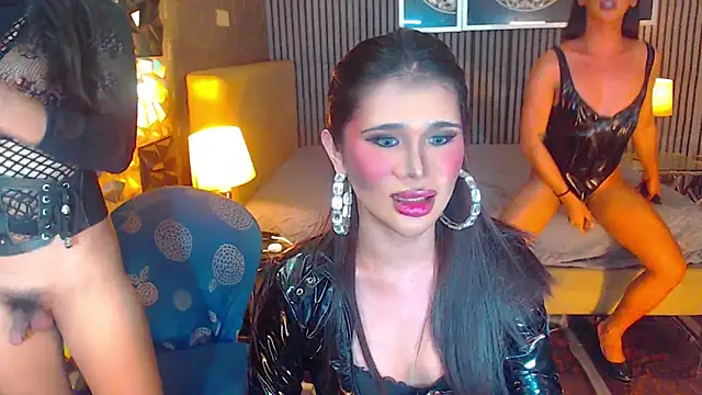 AudreyMilesTrans webcam