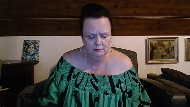 TiffanyMature webcam