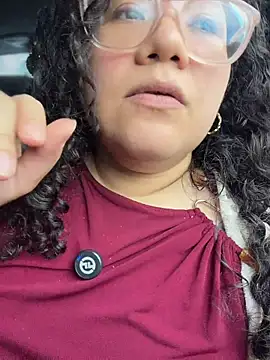CurlyMilf_Vannexxxa webcam