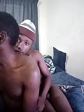 FINEBABYWOLF webcam