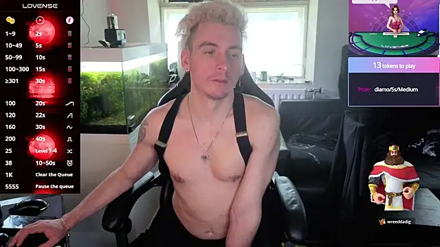 Rayzel_White webcam