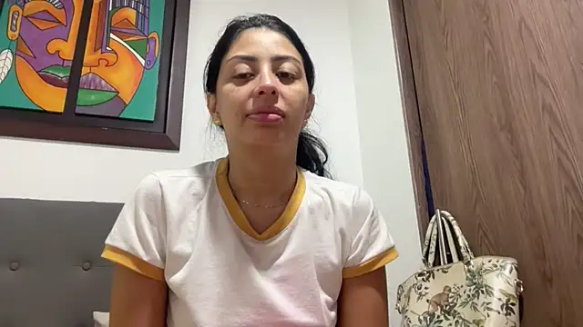 AbrilSantosxo webcam