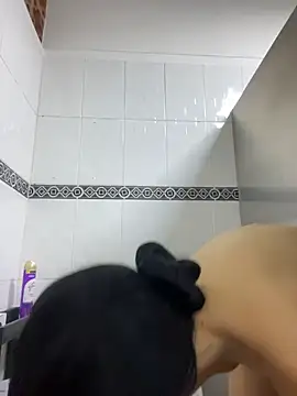 BadLilAngelXXX webcam