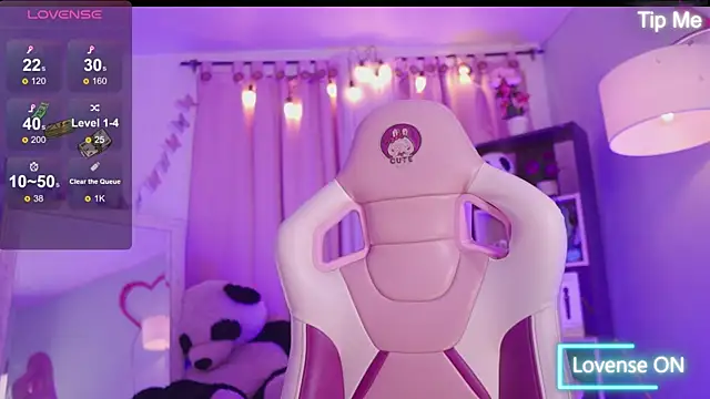 nahomy_2308 webcam