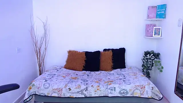 Emma_Faith webcam