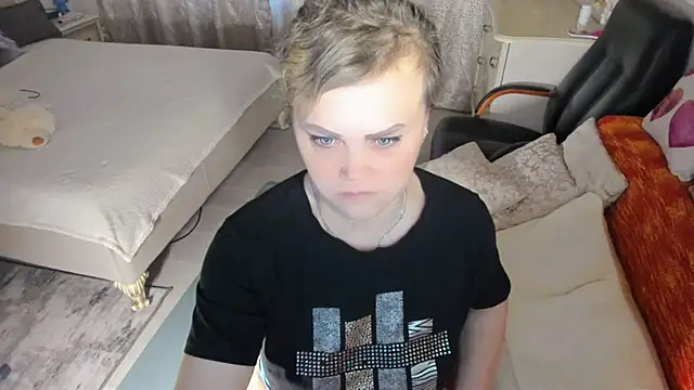 MildMature webcam