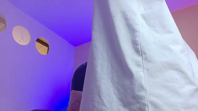 Nascary_Fox webcam