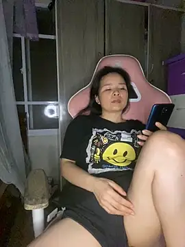 Ivy_Trix2 webcam