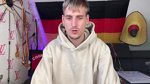 Cookieboy88 webcam