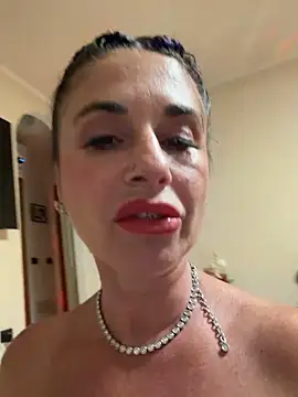 Eva_Pearl webcam