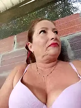 Sexy-Woman-Mature webcam