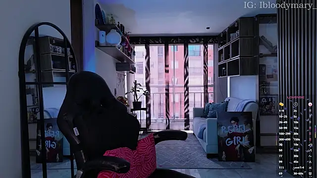 Saraa_Desiree webcam