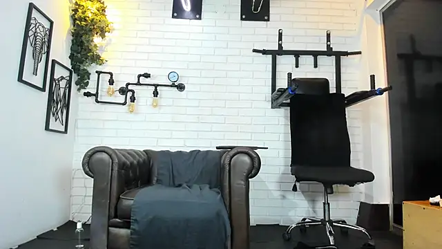 ItaloMoore webcam