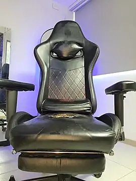 johnjaguar1_ webcam