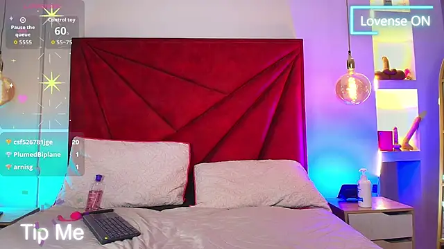 Watch NahomiRoss live on EroticFlix - High definition streams