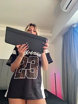leonienoire webcam
