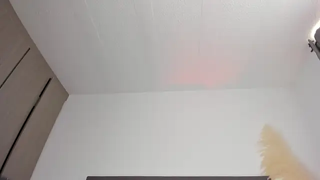 hanna-baker01 webcam