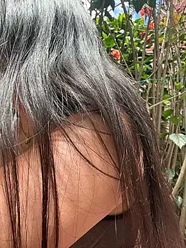 Emily_Gomezz webcam