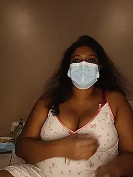 Watch Xbees_CT live on EroticFlix - High definition streams