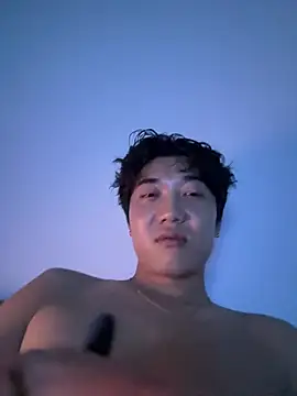 YourBadboy718 webcam