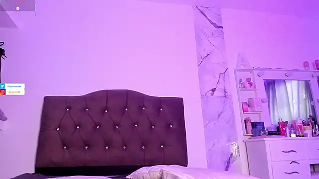alysson_18 webcam